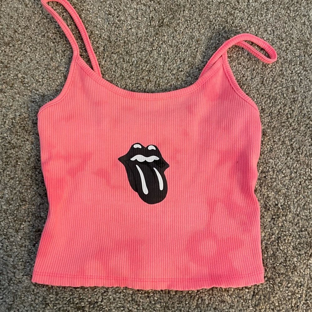 crop top - tie dye and iron on design